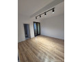 zyre-me-qera-21-tek-kompleksi-square-21-id-bz21026-tirane-small-0