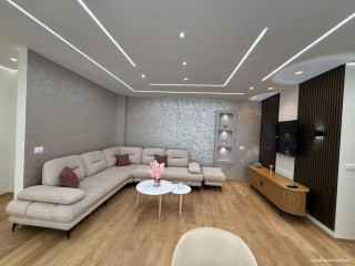 Apartament Me Qera 2+1+2 Tek Ish Dogana (ID B2202046) Tirane.,.,.,.