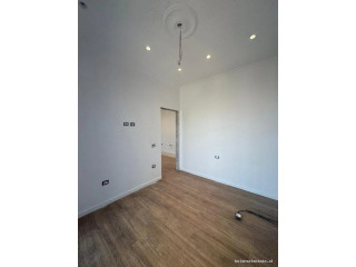Apartament Ne Shitje 1+1 Prane Spitalit Amerikan 3 ( ID B110553) Tirane.,.,.,.