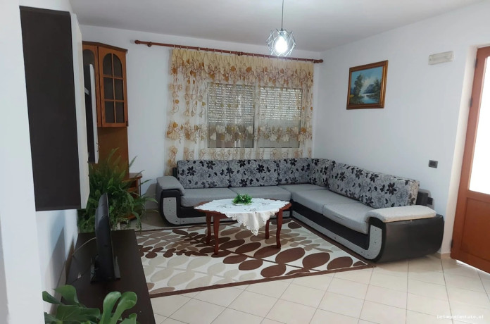 vile-me-qera-21-tek-bulevardi-i-ri-id-bv22686-tirane-big-0