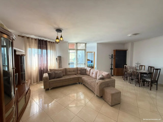Apartament Me Qera 2+1 tek Rruga e Barrikadave (ID B2202058) Tirane.,.,.,.,
