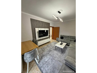 Apartament me qera 2+1 tek Rruga e Durresit (ID B221448) Tirane