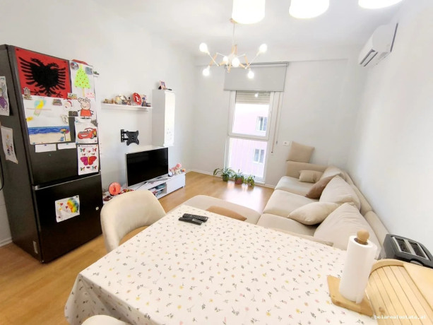 apartament-me-qera-21-ne-selite-id-b2202075-tirane-big-1