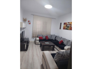 Vile Me Qera 2+1 Tek Tregu Elektik (ID BV22693) Tirane