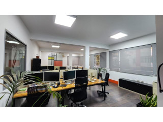 Godine Me Qera 5-Kateshe Ne Bllok (ID BZ21045) Tirane