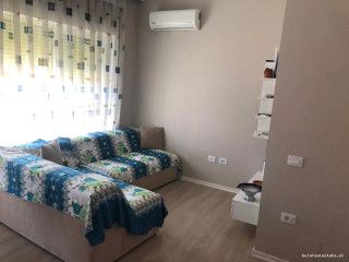 Apartament Me Qera 2+1 tek Ali Demi (ID B2202084) Tirane