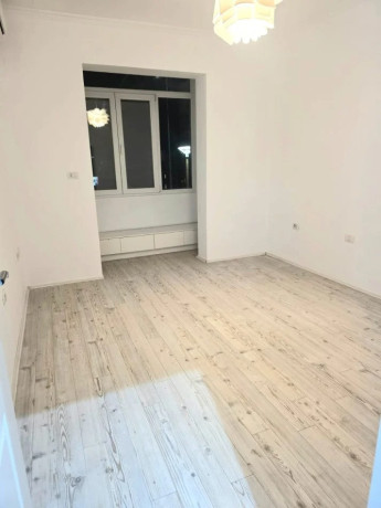 zyre-me-qera-31-tek-21-dhjetori-id-bz2654-tirane-big-2
