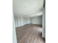 zyre-me-qera-21-tek-fusha-e-aviacionit-id-bz21047-tirane-small-0