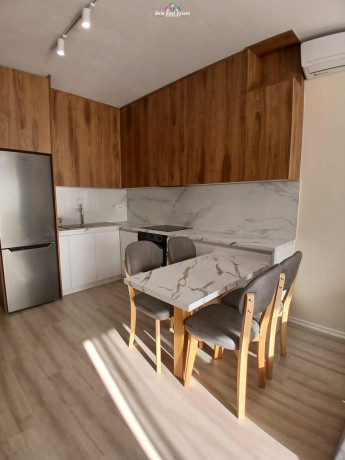 apartament-me-qera-21-tek-zogu-i-zi-id-b2201566-tirane-big-1