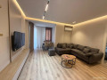 apartament-me-qera-11-tek-5-maj-id-b2101896-tirane-small-0