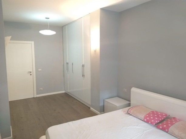 apartament-me-qera-11-ne-bllok-id-b211490-tirane-big-3