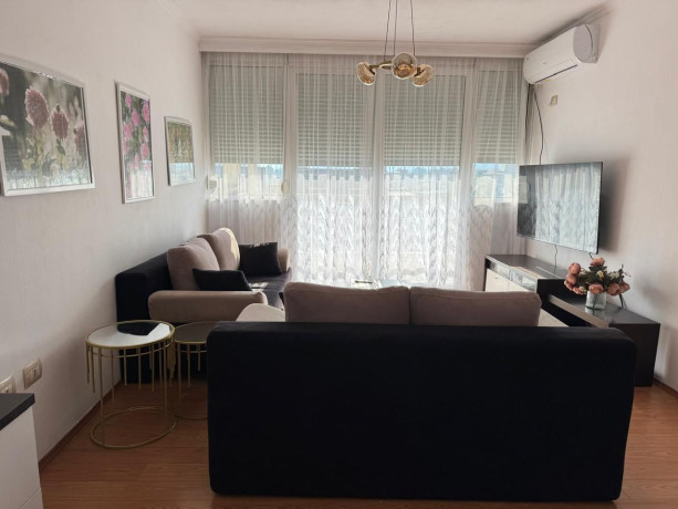 apartament-me-qera-11-tek-21-dhjetori-id-b2101245-tirane-big-0