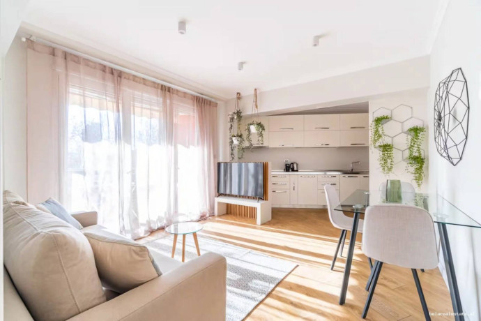 apartament-me-qera-21-ne-qender-id-b221465-tirane-big-1