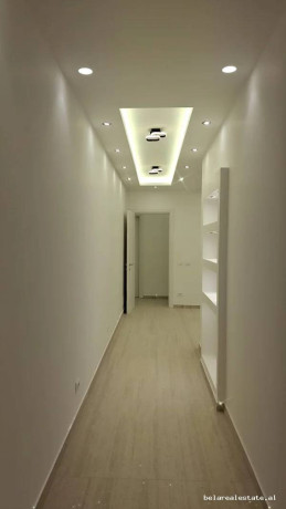 zyre-me-qera-21-ne-bllok-id-bz21062-tirane-big-0