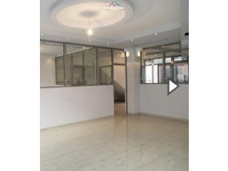 Zyre Me Qera Tek Selvia (ID BZ2503) Tirane..