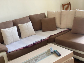 Jepet Me Qera Apartament 2+1 Ne Rrugen Bardhyl (ID B221191) Tirane