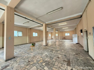 Magazine me qera ne Yzberisht (IDBM369) Tirane