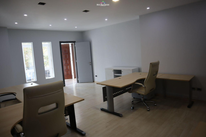 zyre-me-qera-tek-ish-stacioni-i-trenit-id-bz2262-tirane-big-2