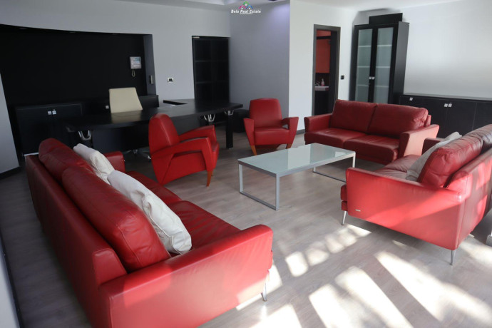 zyre-me-qera-tek-ish-stacioni-i-trenit-id-bz2262-tirane-big-0