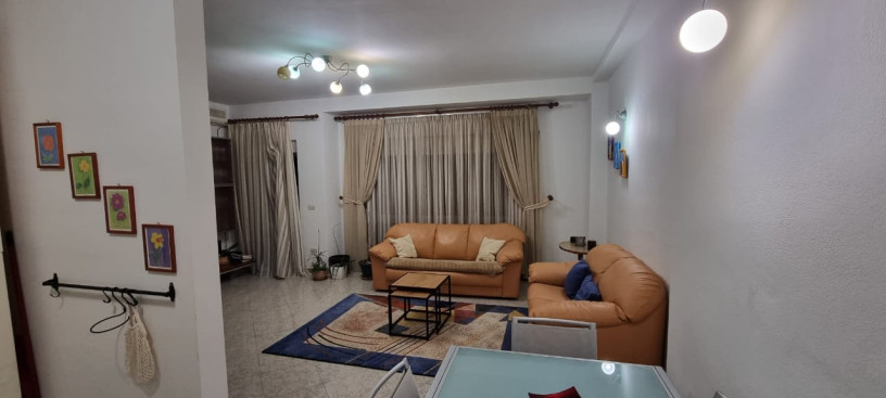 apartament-11-me-qera-tek-pazari-i-ri-id-b210574-tirane-big-0