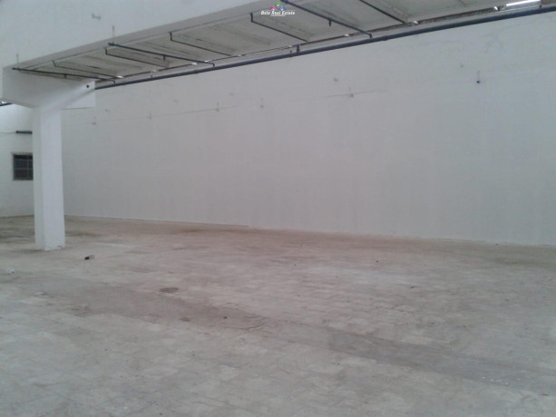 jepet-me-qera-magazine-ne-kombinat-id-bm146-tirane-big-0