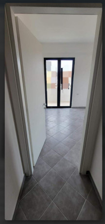 zyre-me-qera-21-tek-jordan-misja-id-bz2272-tirane-big-2