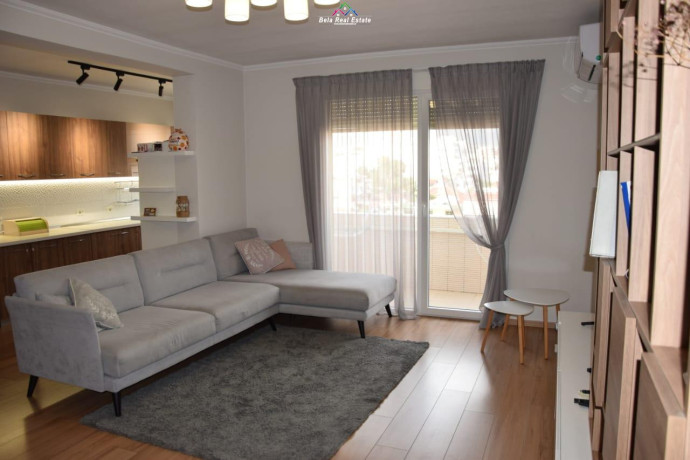 apartament-31-me-qera-tek-pazari-i-ri-id-b2385-tirane-big-0