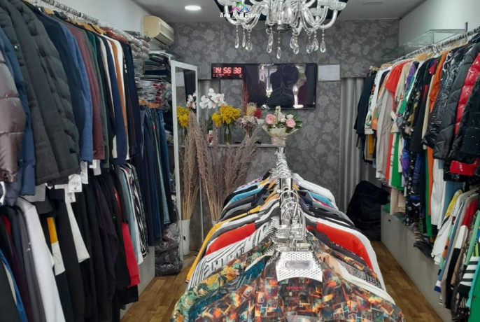 shitet-biznes-butik-rrobash-tek-21-dhjetori-id-bshb102-tirane-big-0