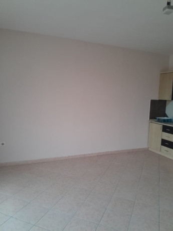 apartament-ne-shitje-21-ne-astir-id-b120446-tirane-big-1