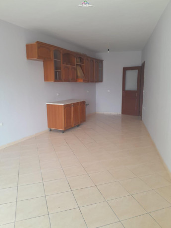 apartament-ne-shitje-11-fresk-id-b110290-tirane-big-0