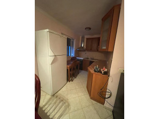 Apartament 2+1 Me Qera Tek Ish Tregu Elektrik( ID B22140) Tirane