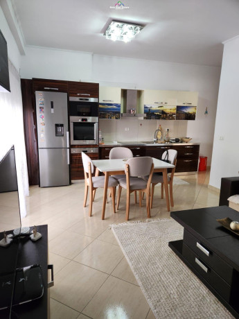 apartament-me-qera-11-ne-fresk-id-b210621-tirane-big-0