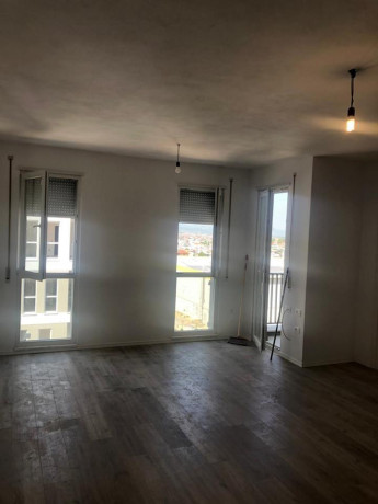 apartamentzyre-me-qera-11-tek-univers-city-id-b210635tirane-big-0