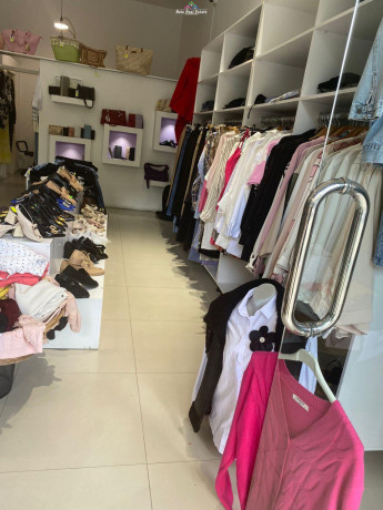 shitet-biznes-butik-ne-astir-id-bshb108-tirane-big-0