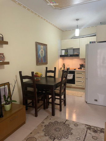 apartament-me-qera-11-ne-fresk-id-b210666-tirane-big-1