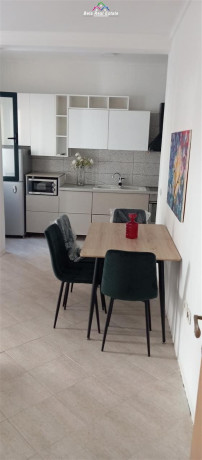 apartament-me-qera-11-tek-komuna-e-parisit-id-b210668-tirane-big-0