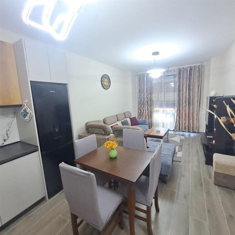 apartament-me-qera-11-tek-kompleksi-asl-2-id-b210685-tirane-big-2