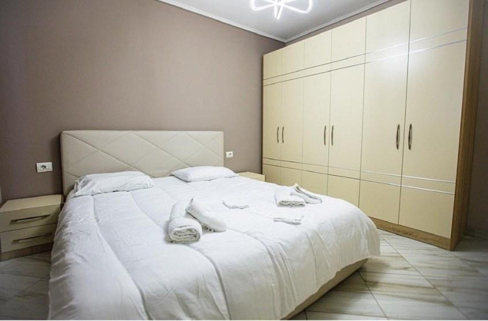 apartament-me-qera-21-ne-myslym-shyri-id-b220852-tirane-big-2