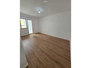 Apartament Ne Shitje 2+1 Tek Rruga E Kavajes (ID B120512) Tirane.