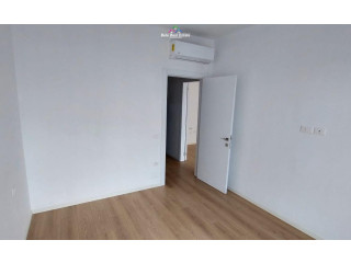 Apartament Me Qera Apartament/Zyre 1+1 Tek Farmacia 10 (ID B210416)