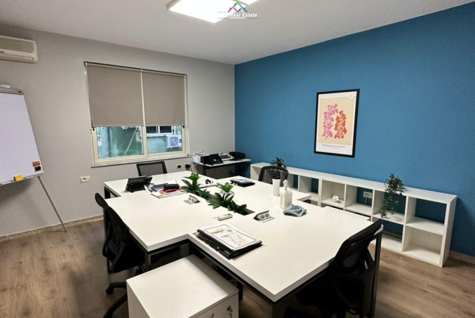 jepet-zyre-me-qera-ne-bllok-id-bz2351-tirane-big-2