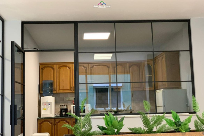 jepet-zyre-me-qera-ne-bllok-id-bz2351-tirane-big-3