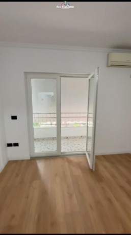 apartament-ne-shitje-21-ish-parku-i-autobusave-id-b120517-tirane-big-1