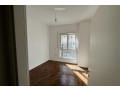 zyre-me-qera-21-tek-rruga-e-barrikadave-id-bz2375-tirane-small-1