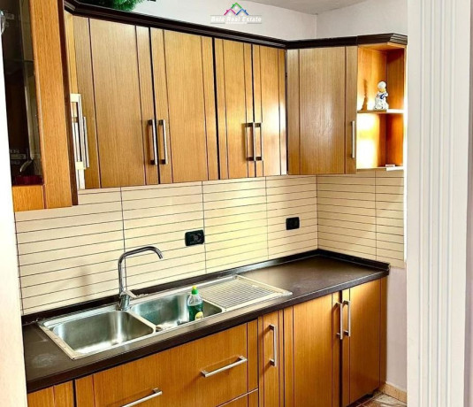 apartament-me-qera-11-tek-ish-restrorant-durresi-id-b211260-tirane-big-1