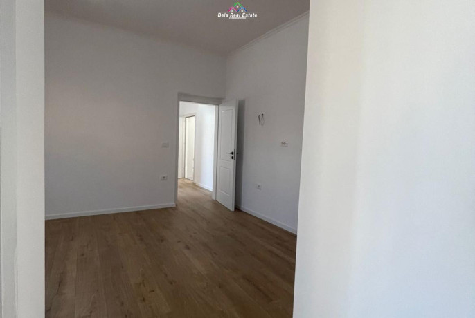 apartament-ne-shitje-21-tek-rruga-kavajes-id-b121125-tirane-big-0