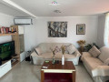 apartament-me-qera-11-tek-rruga-bardhyl-id-b211271-tirane-small-0