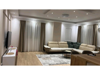 Apartament Luks me qera 3+1+2 tek Kthesa e Kamezes (ID B30120) Tirane