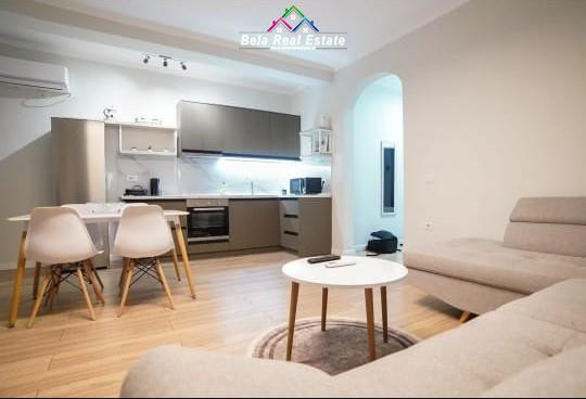 apartament-me-qera-11-ne-qender-bulevardi-zogu-i-id-b210828-tirane-big-0