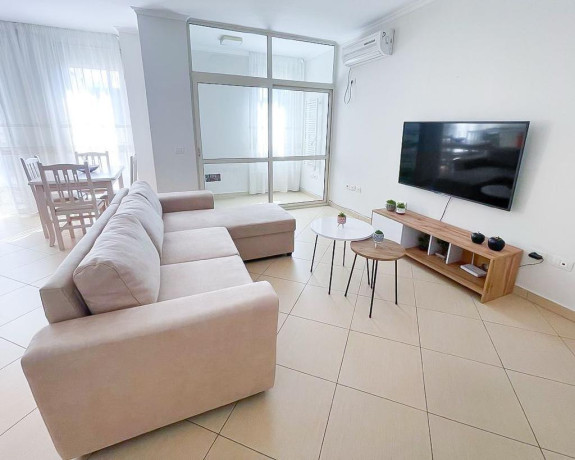 apartament-11-me-qera-tek-rruga-e-kavajes-id-tirane-big-0